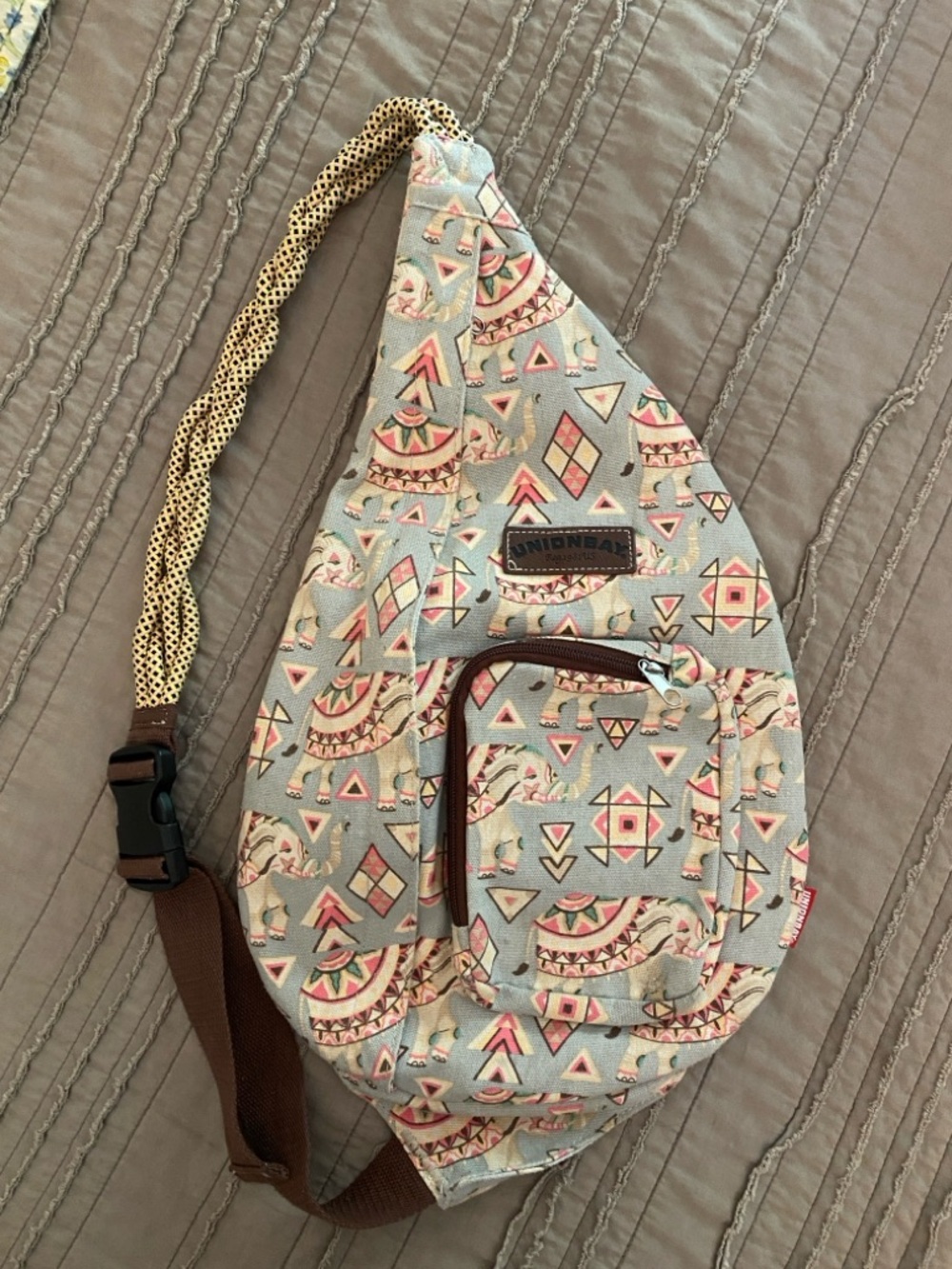 UNIONBAY - Aztec Print Sling Crossbody Bag - Pale Blue - Pink & Cream elephants